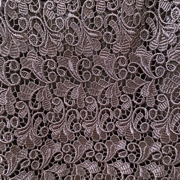 TAHARI 2-piece suit, navy, rhinestone accent button, lace skirt, size 12, NWT - Picture 5 of 9